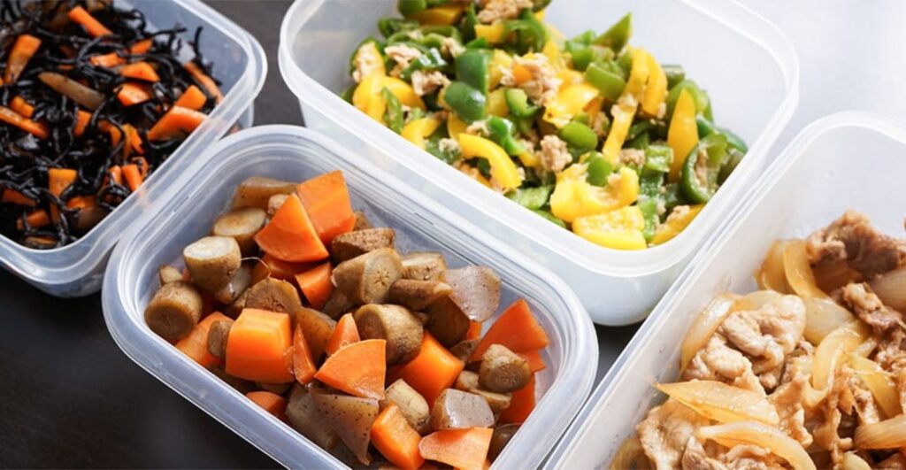 Day of eating with a clean bulk meal plan.